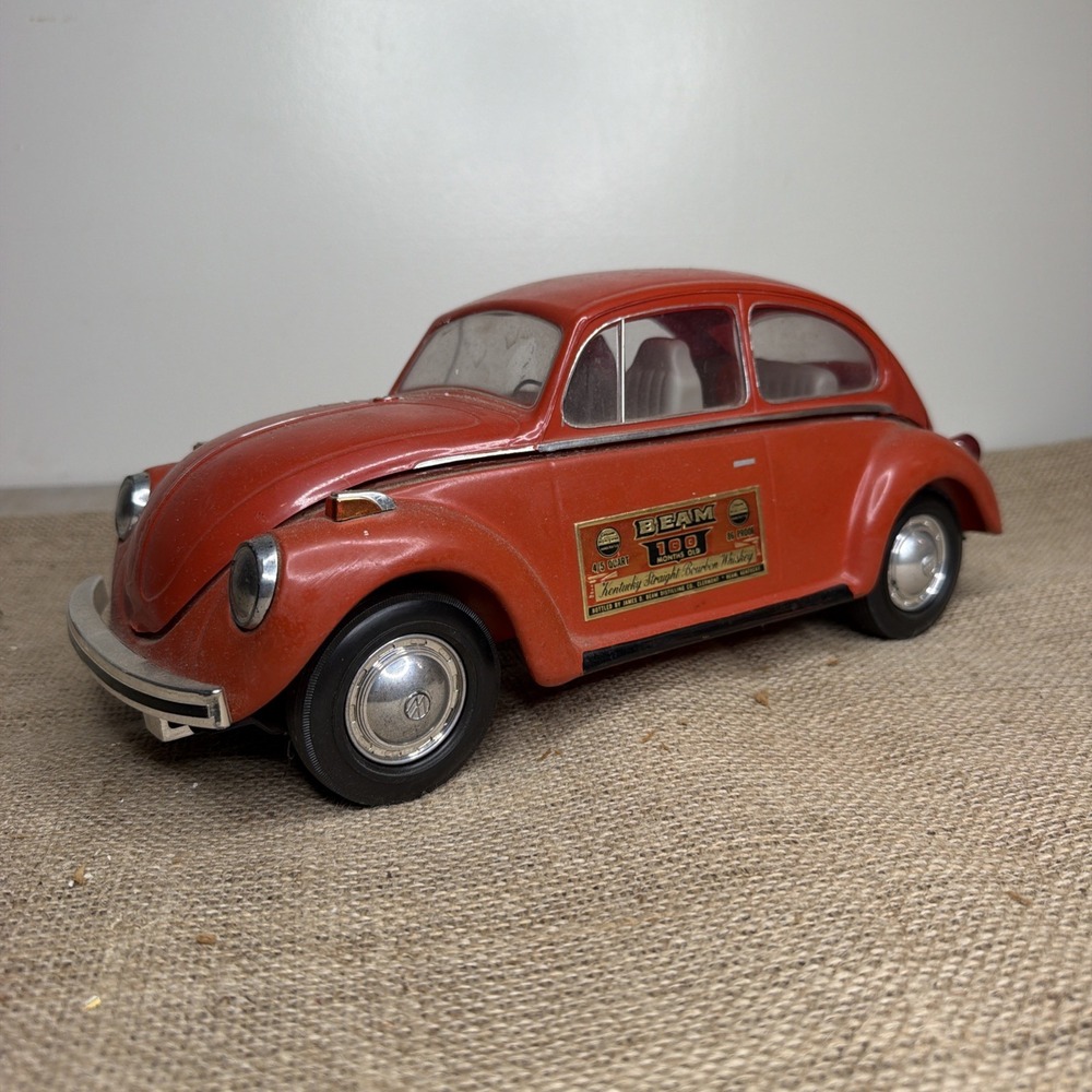 1973 VW Volkswagon Beetle BUG Jim Beam Decanter 100 Months Old Empty WHISKEY KY